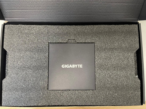 Gigabyte GeForce RTX 5070 Ti WINDFORCE OC SFF 16G Graphics Card - GV-N507TWF3OC-16GD | A+ Grade – Excellent Condition, Tested & Verified, Comes with Original Box Gigabyte